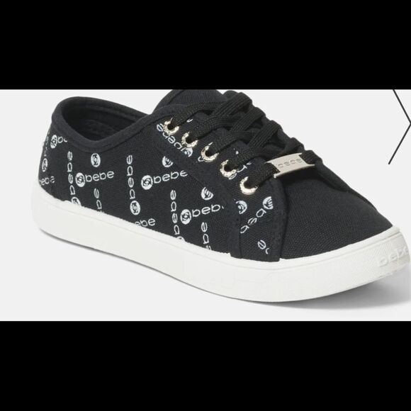 🔥🔥NWT BEBE Denya Logo Sneakers in black . Size 8.5 - Picture 1 of 6